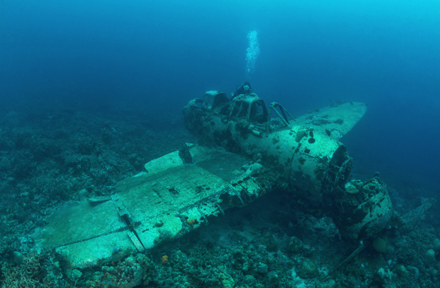Asia's BestWWII Shipwreck Dives 