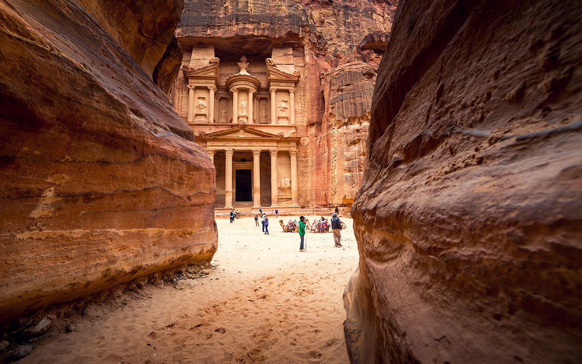Cheap flights to Petra, Jordan
