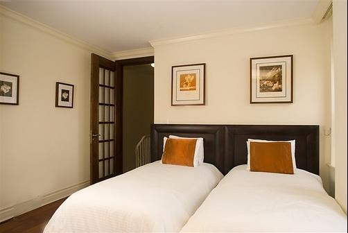 The Walton Residence - Chicago - Bedroom