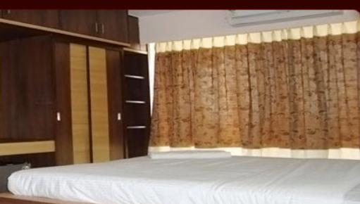 Raj Comforts - Bengaluru - Bed