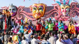 Find cheap flights from Tuscany to India