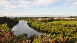 Hotels near Hamilton airport