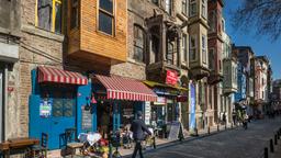 Find cheap flights to Istanbul