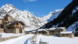 Canillo Hotels