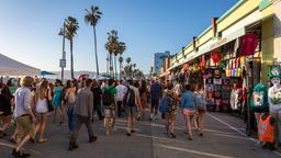 Find cheap flights from Hyderabad to Los Angeles