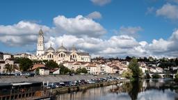 Périgueux car rentals