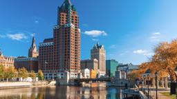 Hotels near Milwaukee Bucks vs. Oklahoma City Thunder
