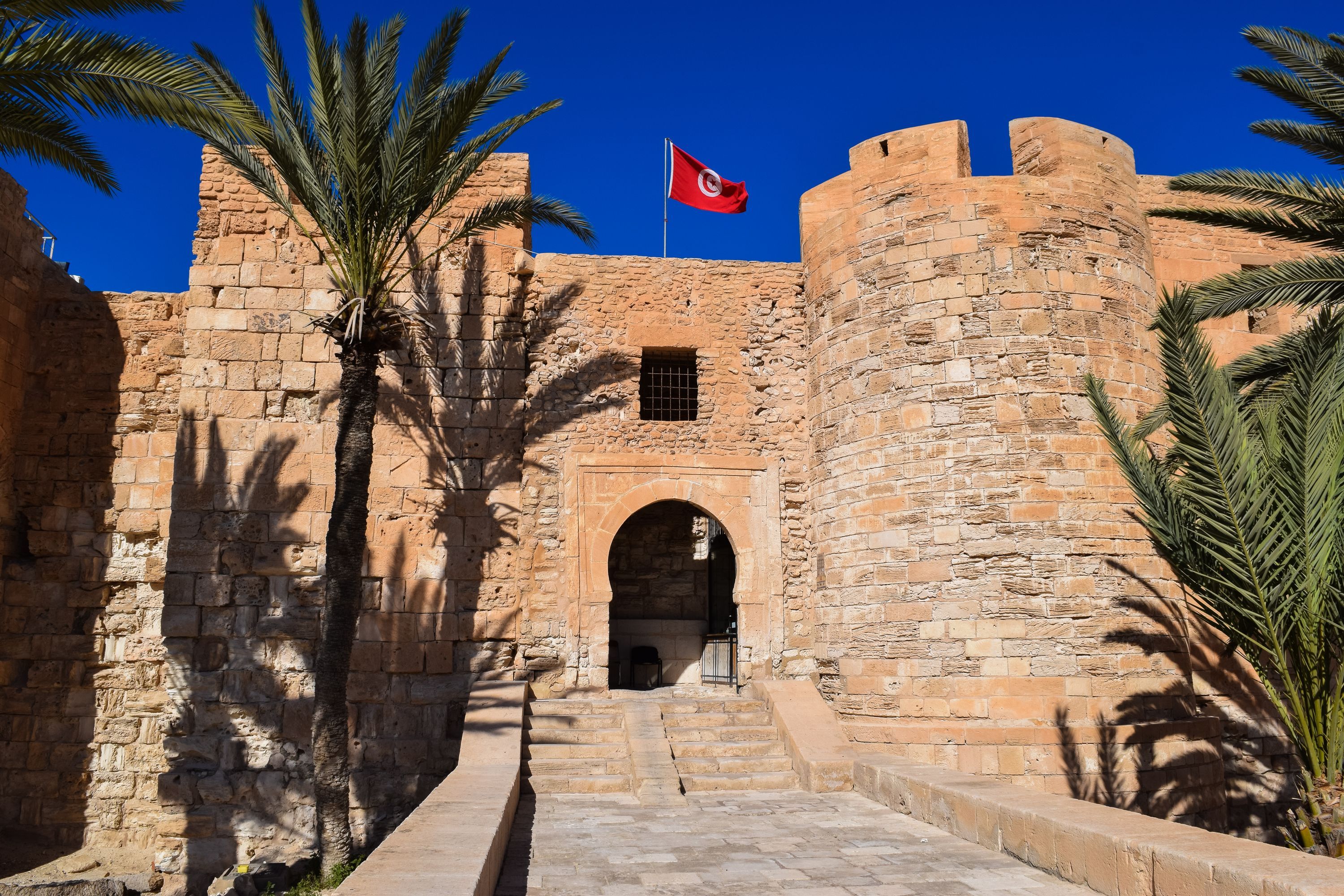 Find cheap flights to Tunisia