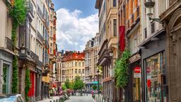 Brussels hotels near Charlier Musee