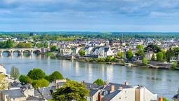 Saumur car rentals