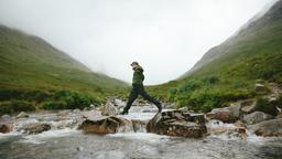 Find cheap flights from Ahmedabad to Scotland