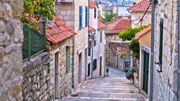Find cheap flights to Split