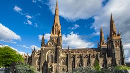Melbourne hotels near St Patrick's Cathedral