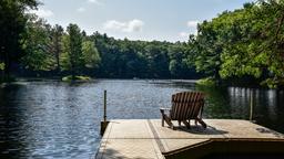 Find cheap flights to Wisconsin