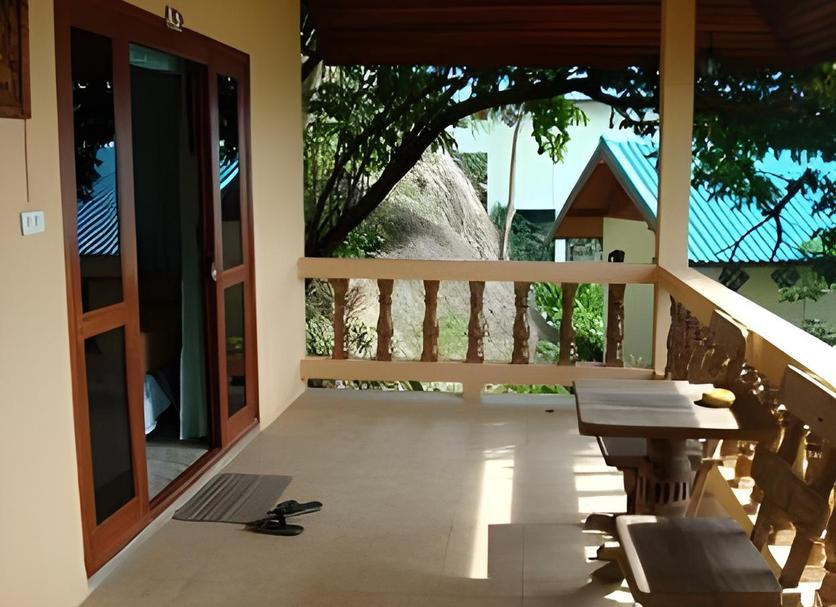 Balcony Photo