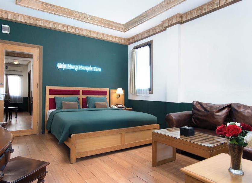 Bedroom Photo
