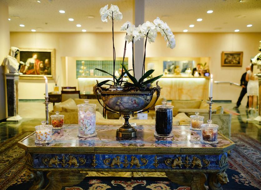 Lobby Photo