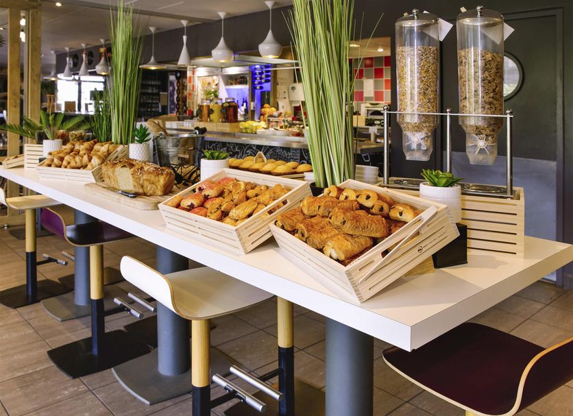 Buffet Photo