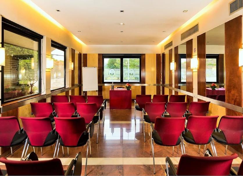 Conference room Photo