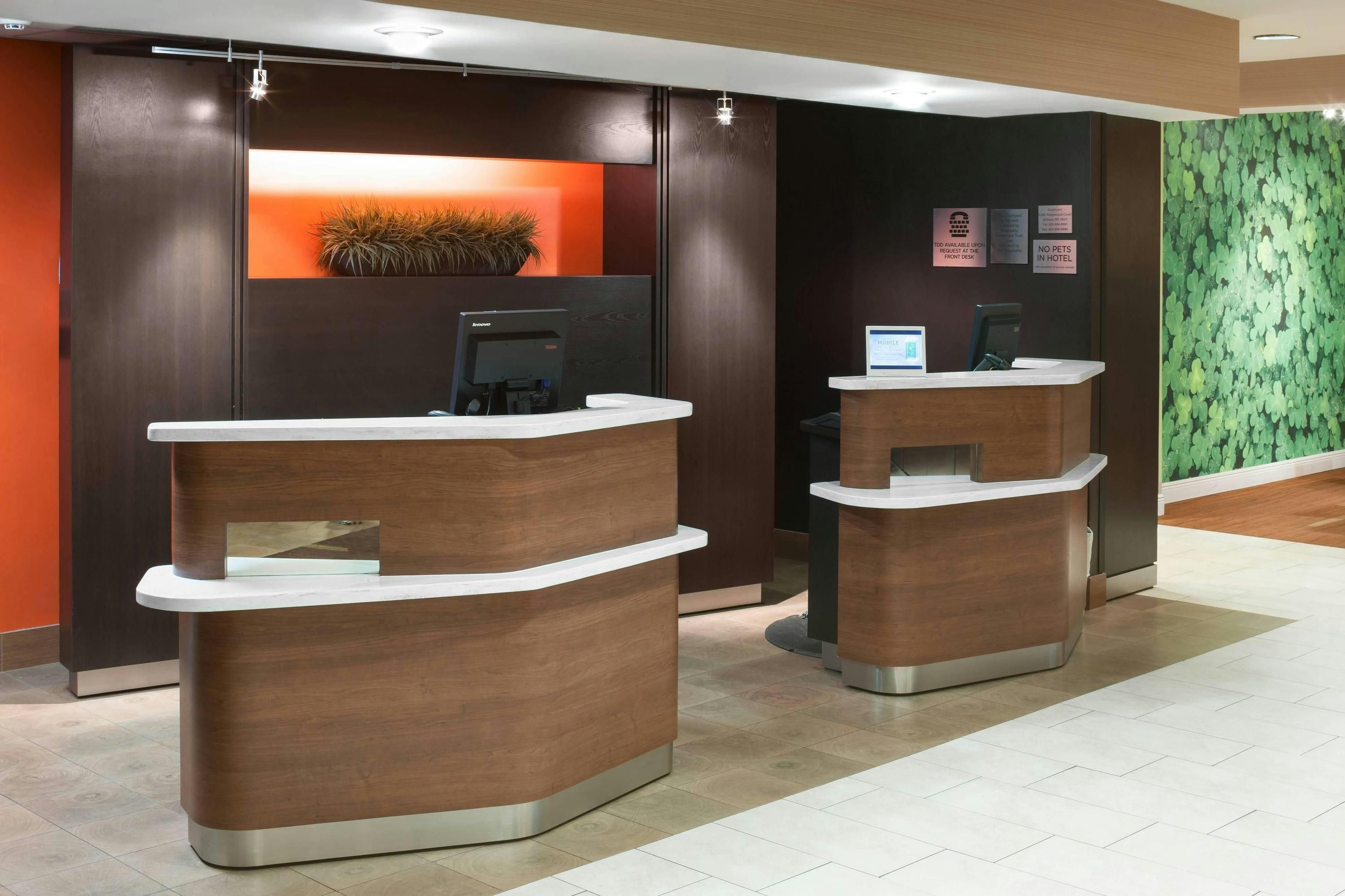 Front desk Photo