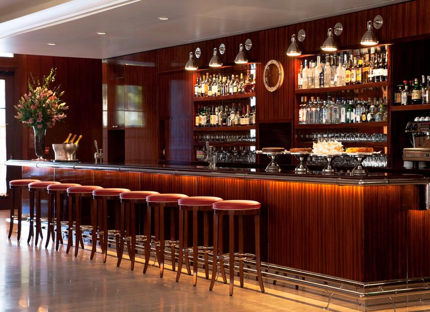 Bar Photo