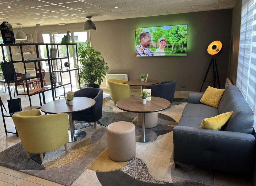 Lounge Photo