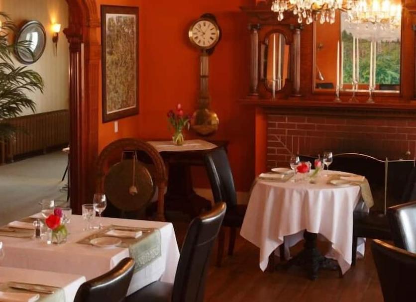 Restaurant Photo