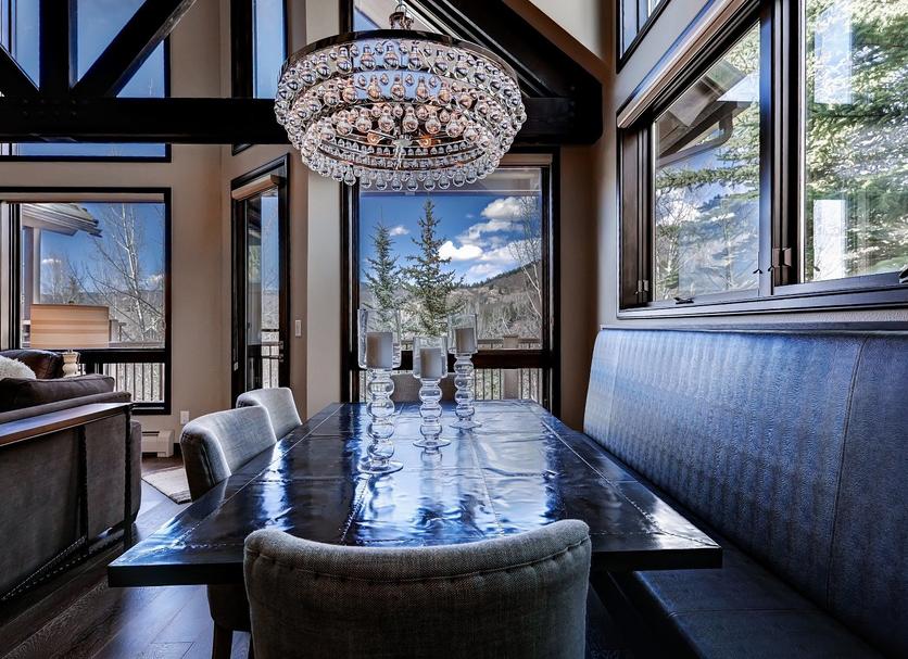 Dining room Photo