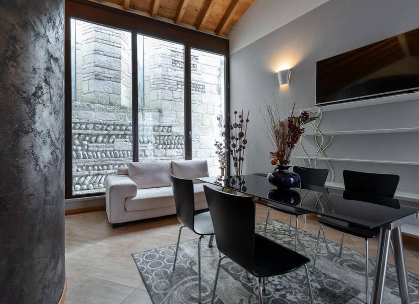 Dining room Photo