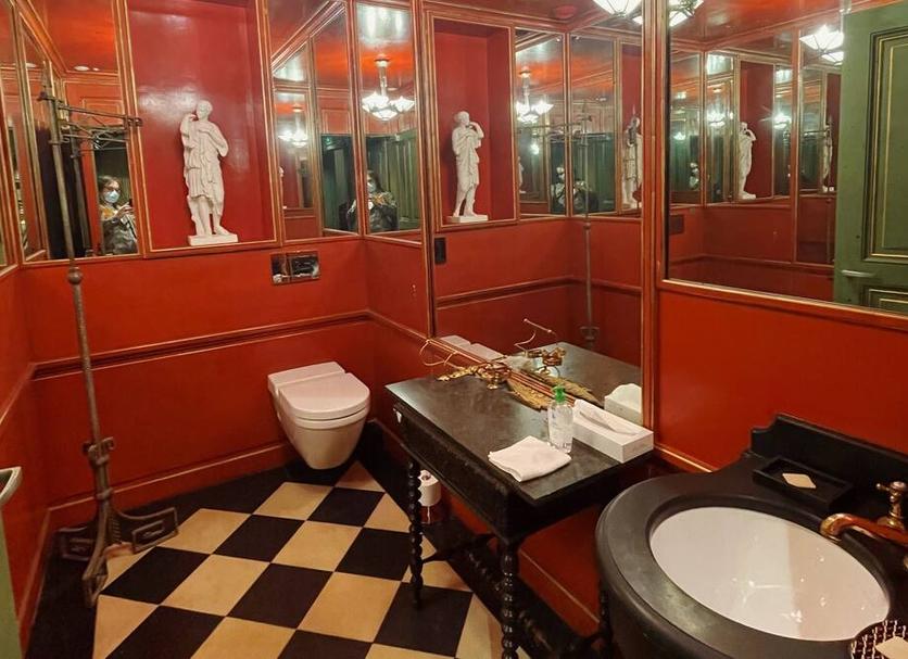Bathroom Photo