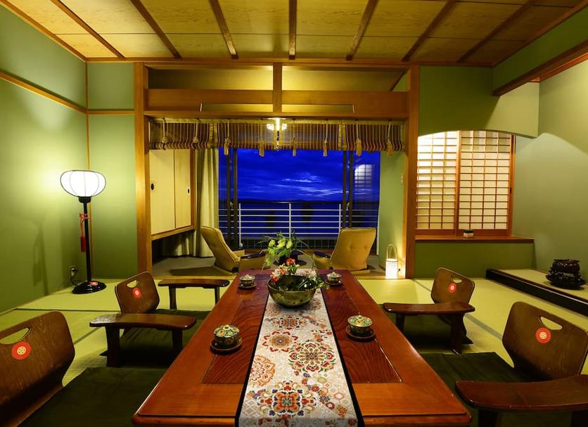 Dining room Photo
