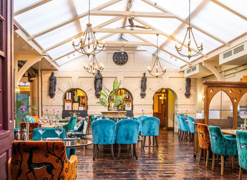 Restaurant Photo