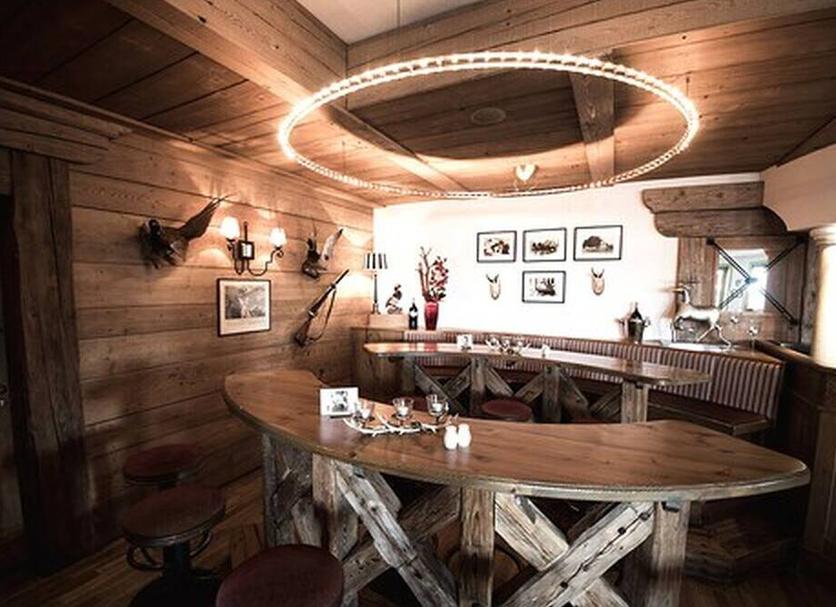 Dining room Photo