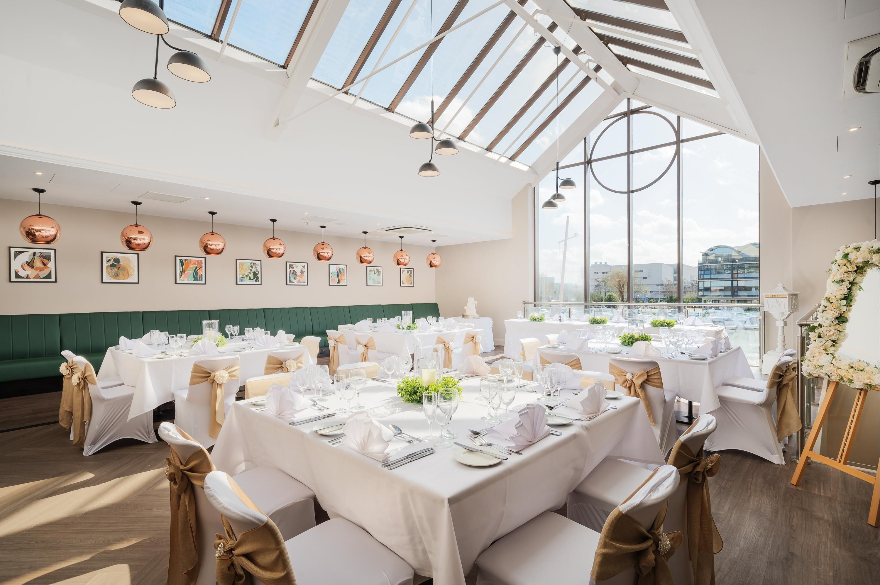 Banquet hall