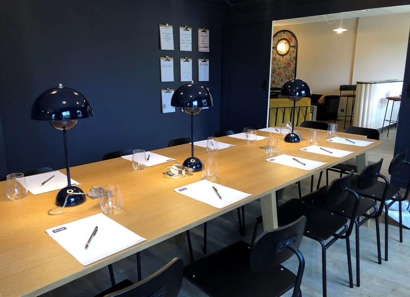 Conference room Photo