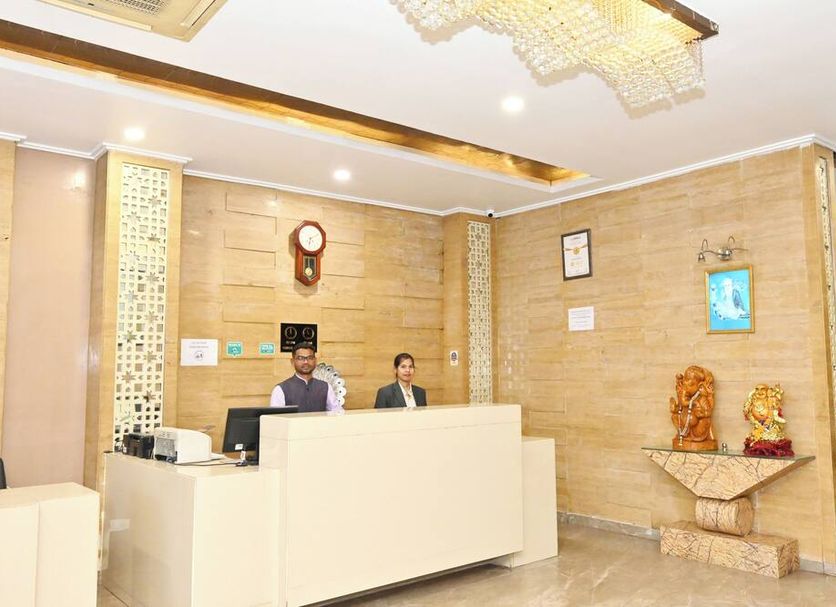 Front desk Photo