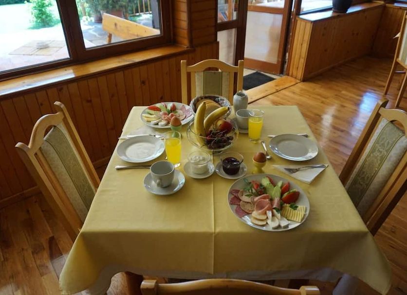 Dining room Photo