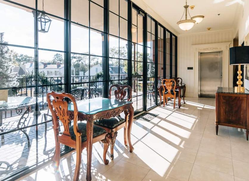 Dining room Photo