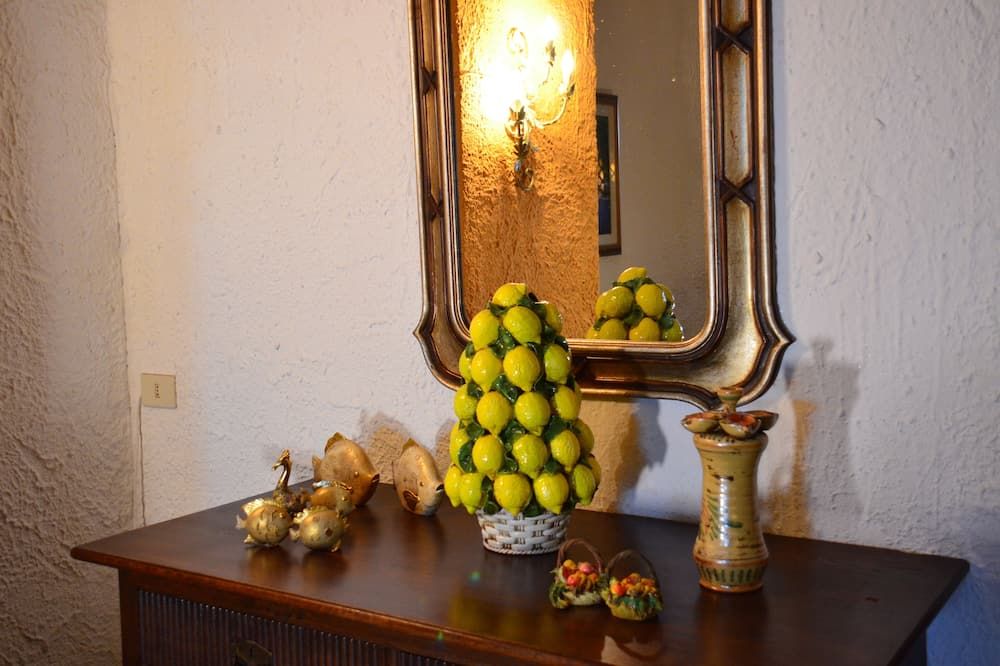 Room amenity