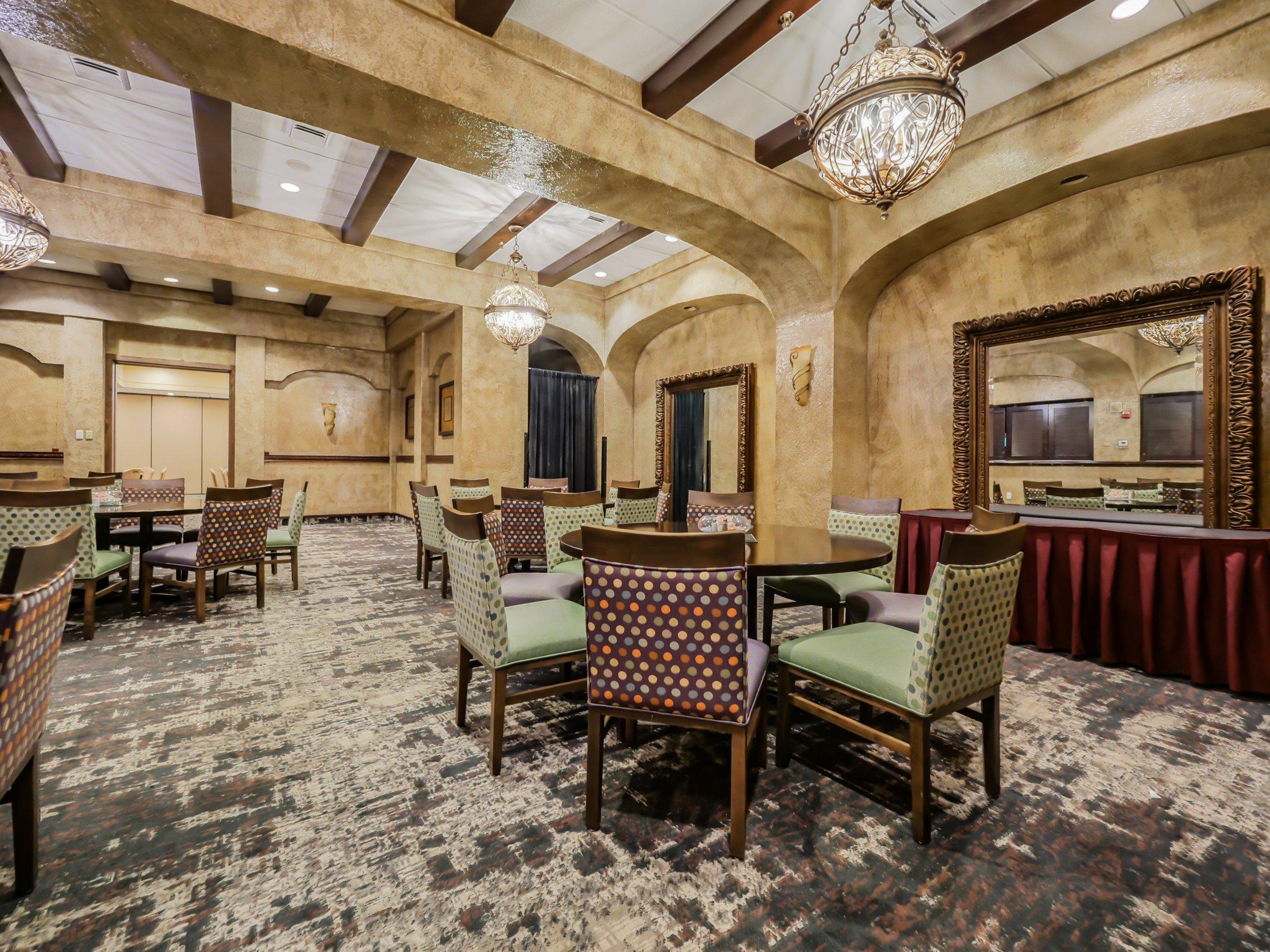 Crowne Plaza Cleveland Airport 7 048. Middleburg Heights Hotel