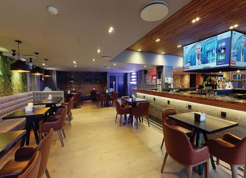 Bar Photo