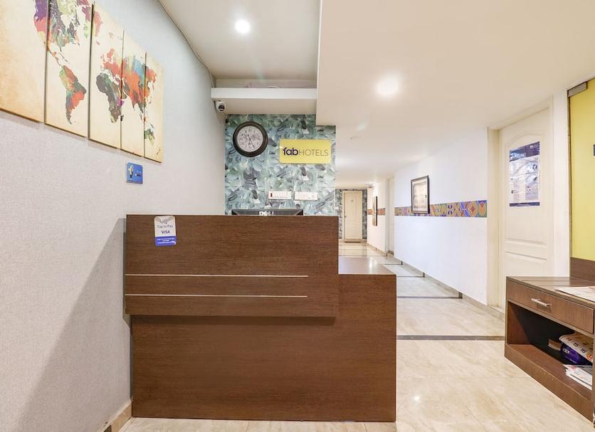 Front desk Photo