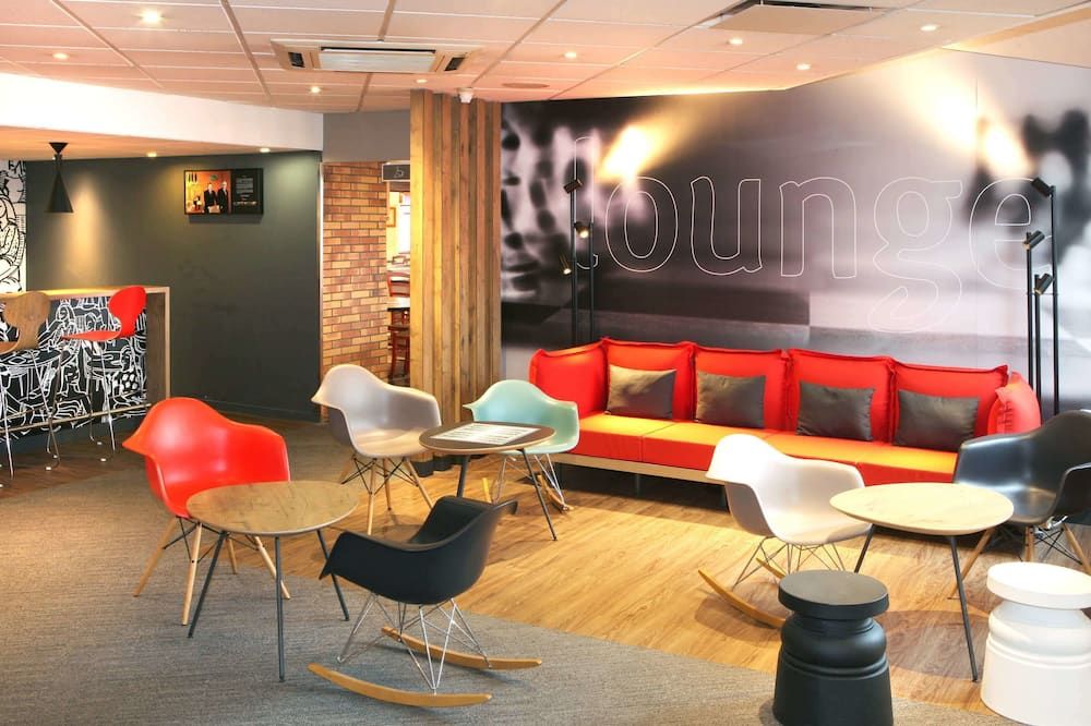 Lounge Photo