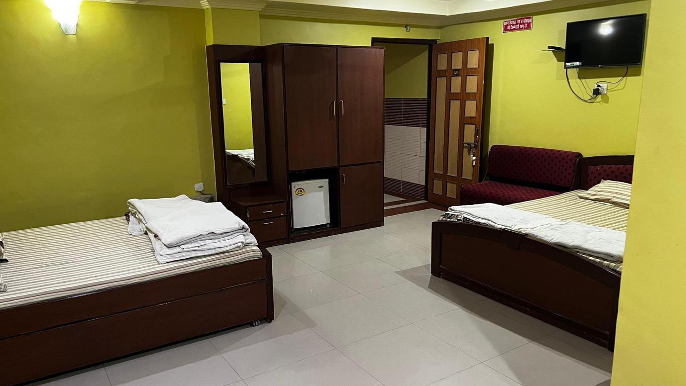 Banshi Bhawan Rooms and Banquet