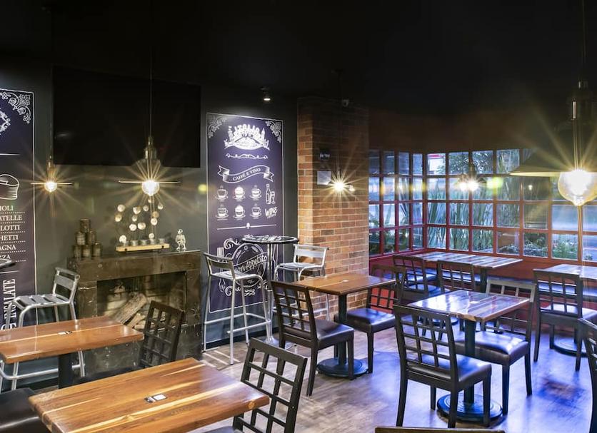 Restaurant Photo