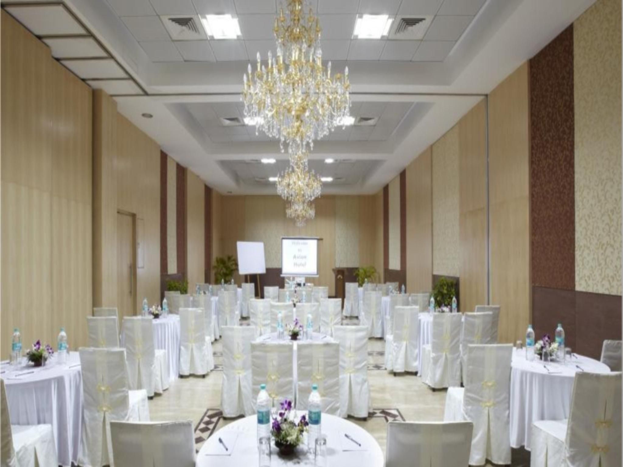 Banquet hall