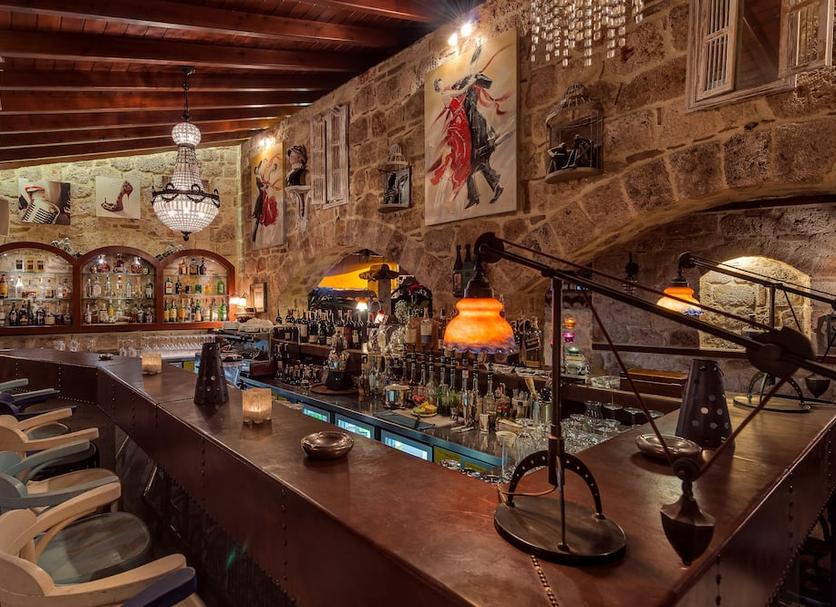 Bar Photo