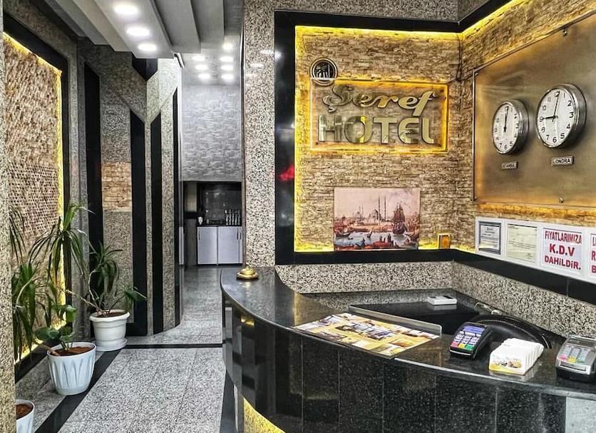 Front desk Photo