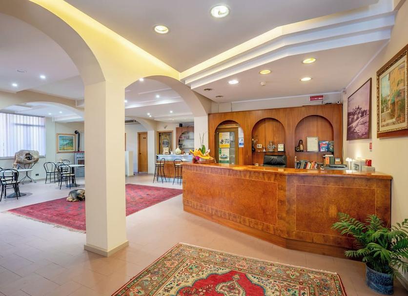 Front desk Photo