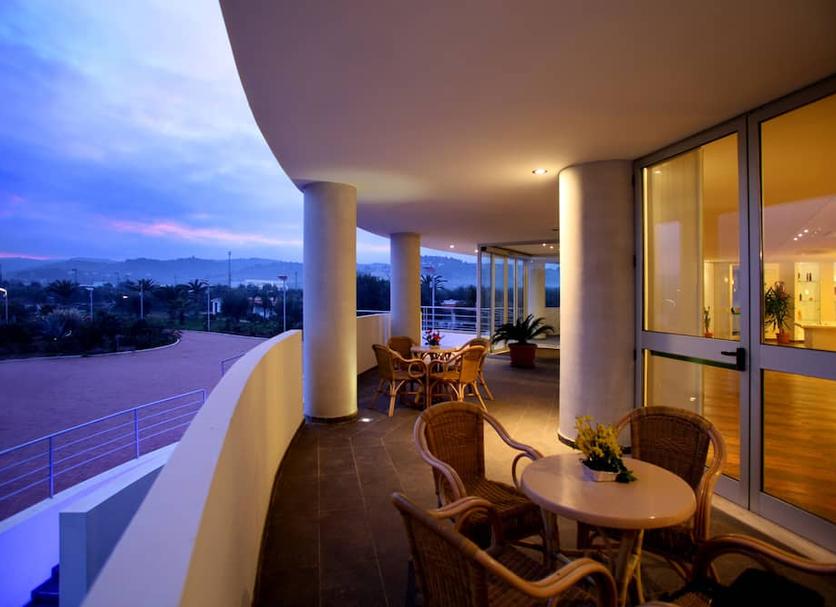 Balcony Photo